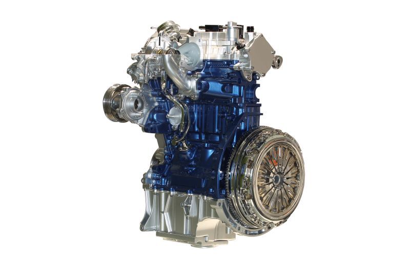 international-engine-of-the-year-2013