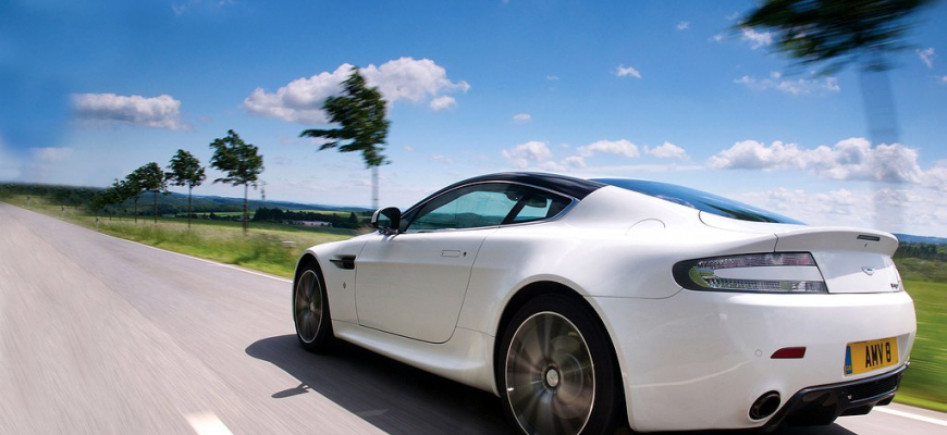 Aston Martin V8 Vantage N420