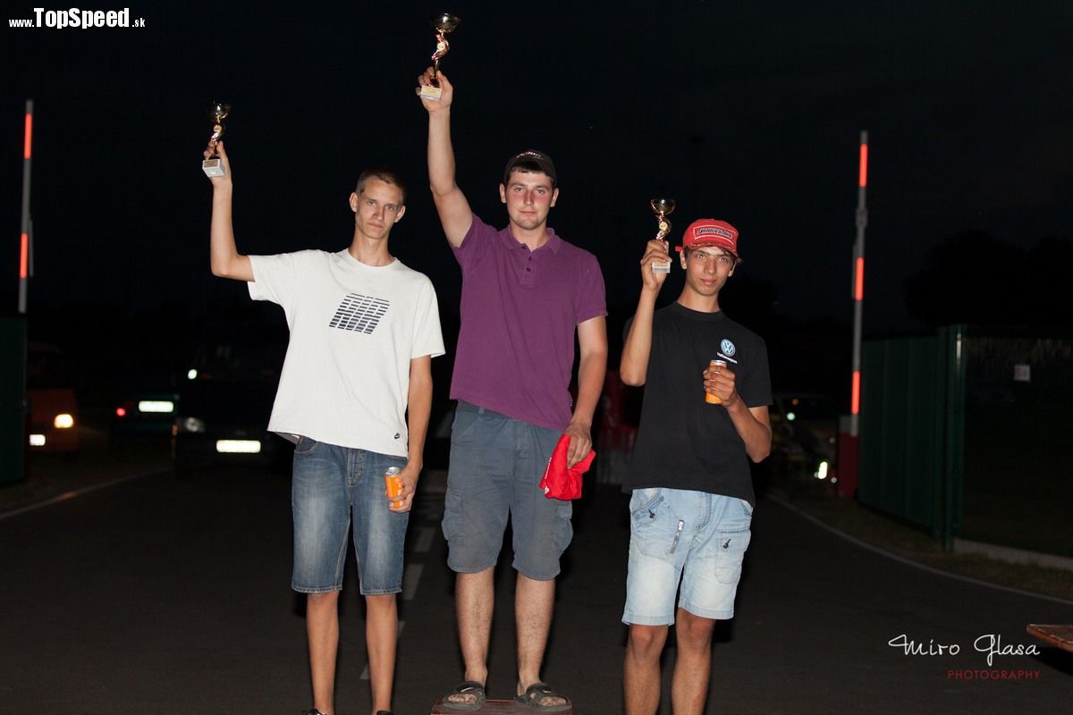 Najlepší juniori: I. Matej Demeter, II. miesto Martin Hroba, III. miesto Mário Bobošík.