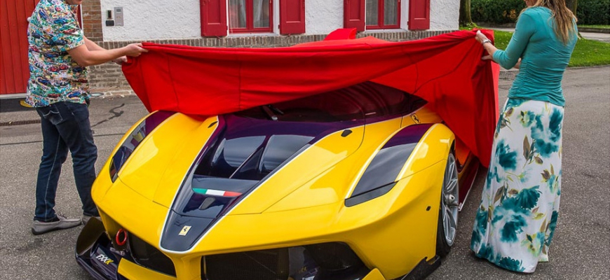Viceprezident Google kúpil manželke Ferrari FXX K