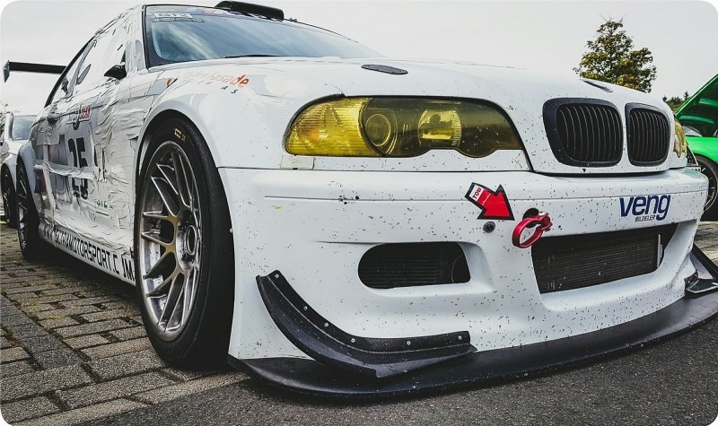 Odtrhnuté dvere BMW E46 M3