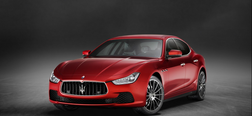 Modernizované Maserati Ghibli ukázali v Paríži