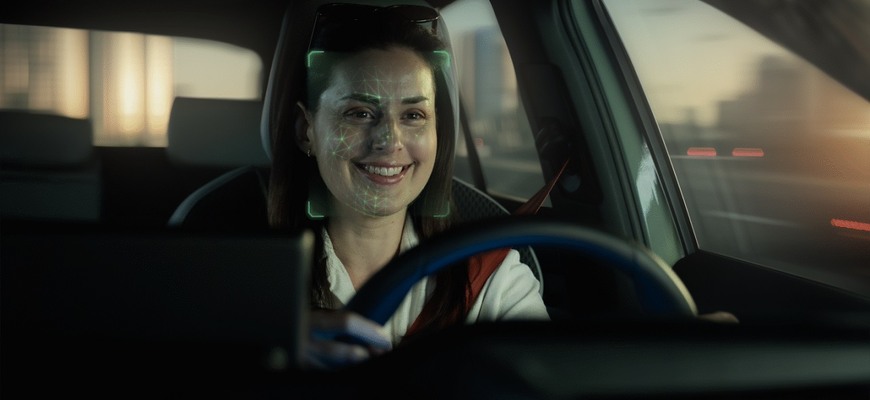Ako zmeniť názor odporcov elektromobilov? Posaďte ich za volant!