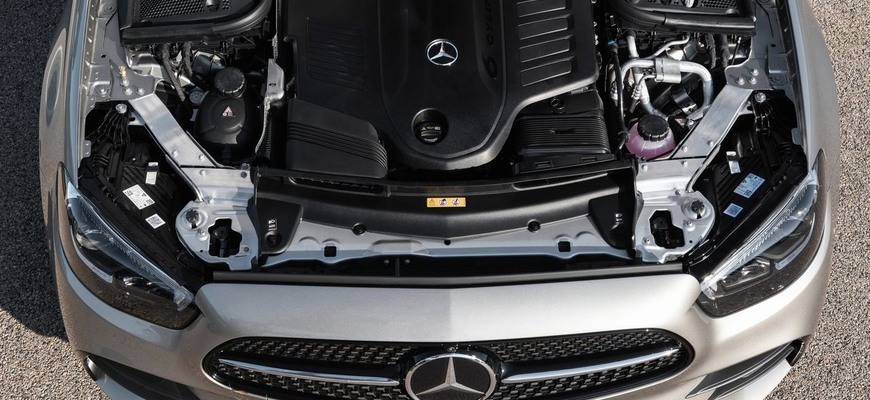Ďalší emisný škandál, Mercedes-Benz E vraj prekračuje emisie dusíka o 500 percent