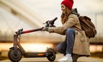 Povinný vodičák na elektrokolobežku? Zákaz pre deti? Slovensko sprísňuje pravidlá