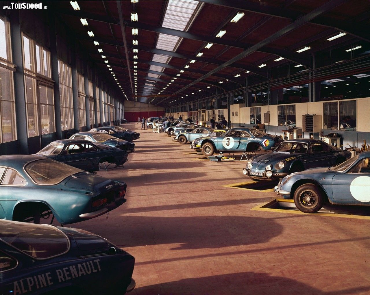 Továreň Dieppe Alpine, rok 1976.
