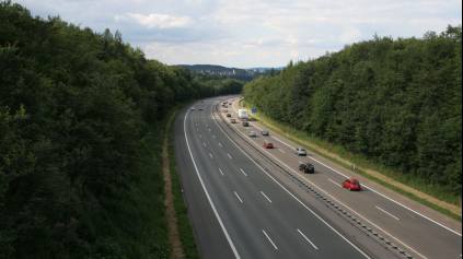 Nemecké diaľničné známky prídu a za neekologické auto si priplatíte