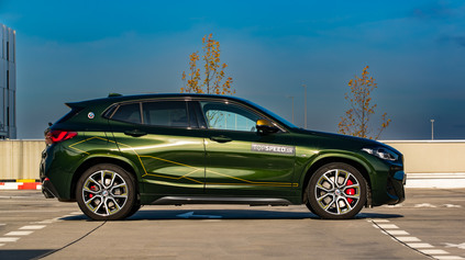 TEST BMW X2 M35I EDITION GOLDPLAY – SUV ALEBO HOT-HATCH?