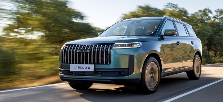 Nový čínsky crossover Jaecoo 5 dorazil na slovenský trh, poznáme jeho cenu!