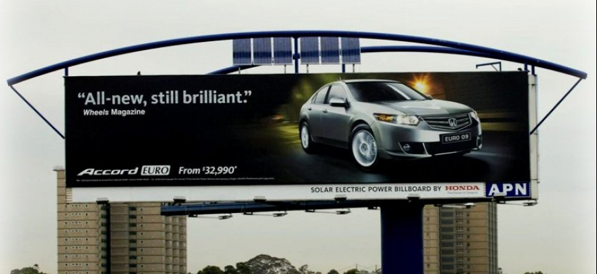 Hybridné billboardy Honda