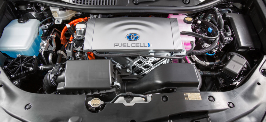 Toyota uvoľnila 5 680 patentov! Chce rozšíriť palivové články.