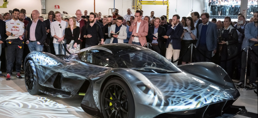 Aston Martin Red Bull 001 sa bude volať Valkyrie