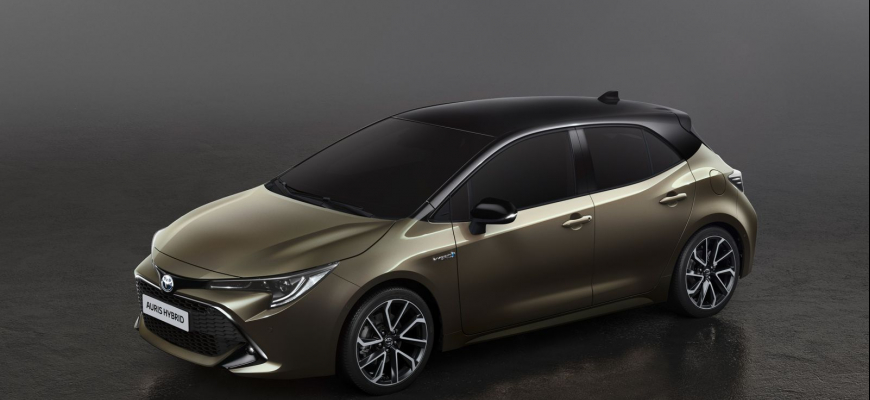 Nová Toyota Auris staví na hybridné technológie. A dobre vyzerá!
