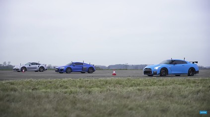 DRAG RACE AUDI R8 VS GT-R NISMO A 911 TURBO S
