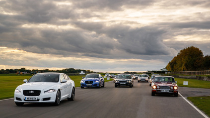 História Jaguar XJ, časť tretia. Nástupca v nedohľadne