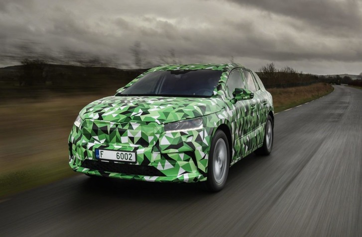 ŠKODA ENYAQ PRÍDE S VÝKONMI OD 109 DO 225 KW. AJ AKO ENYAQ RS