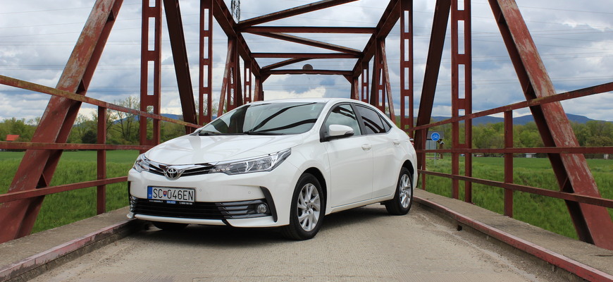 Práve testujeme jazdenku Toyota Corolla E180, čo vás zaujíma?