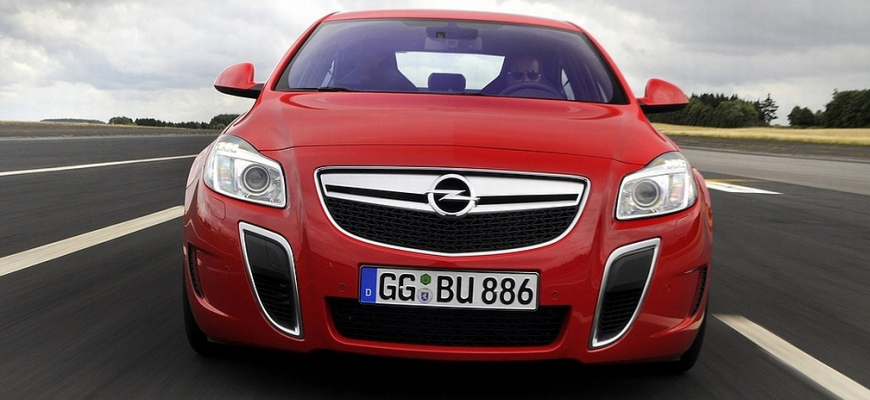 Opel Insignia OPC dá bez obmedzovača 270 km/h
