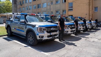 NOVÉ ŠPECIÁLNE UPRAVENÉ VOZIDLÁ PRE POLICAJTOV: KOĽKO STÁLA TÁTO MODERNIZÁCIA?