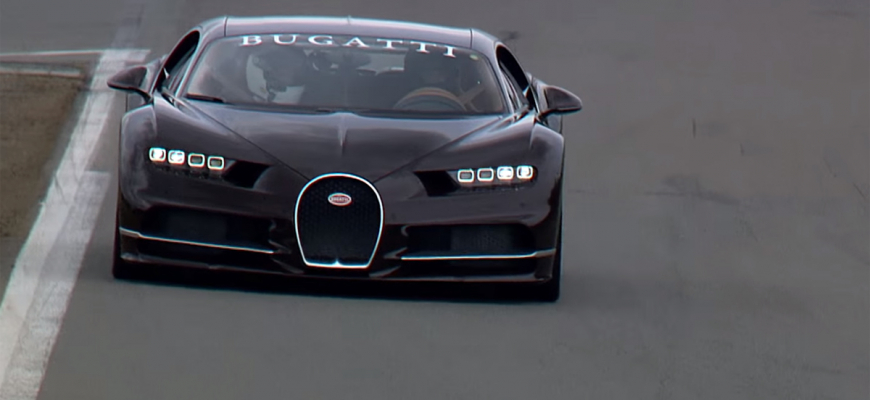 Bugatti Chiron dal kolo na Nürburgringu. Prekoná 500 km/h?