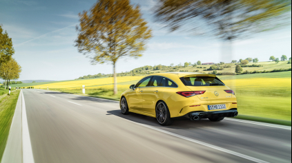 MERCEDES AMG CLA 35 SHOOTING BRAKE UZATVÁRA RODINU