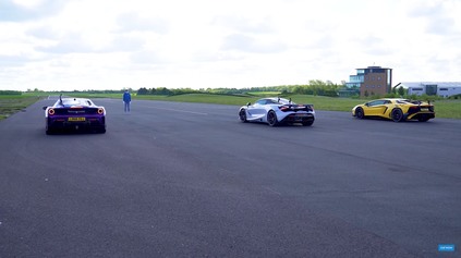 DRAG RACE FERRARI 488 PISTA S MCLAREN 720S A LAMBORGHINI AVENTADOR