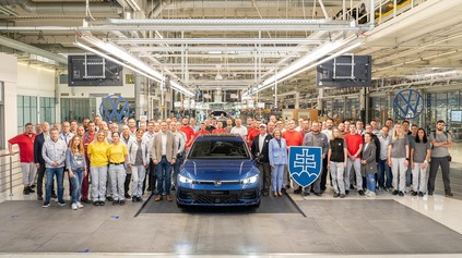VOLKSWAGEN V BRATISLAVE VYROBIL UŽ VIAC AKO 100 TISÍC KUSOV MODELU PASSAT NAJNOVŠEJ GENERÁCIE B9