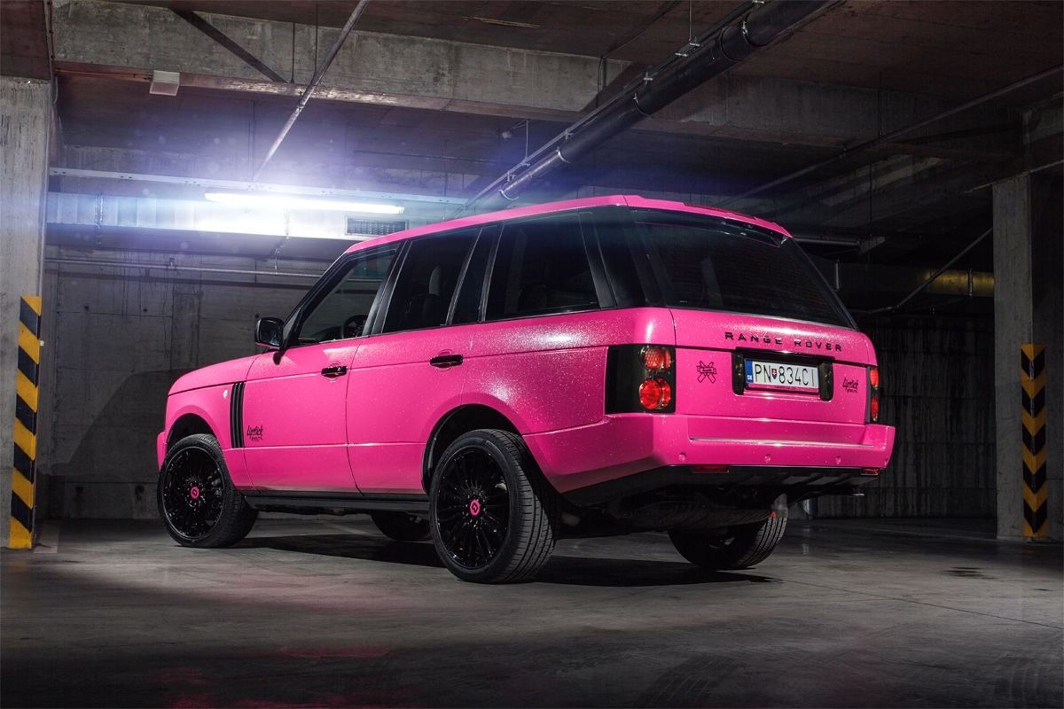 Range-Rover-Vogue-lipstick