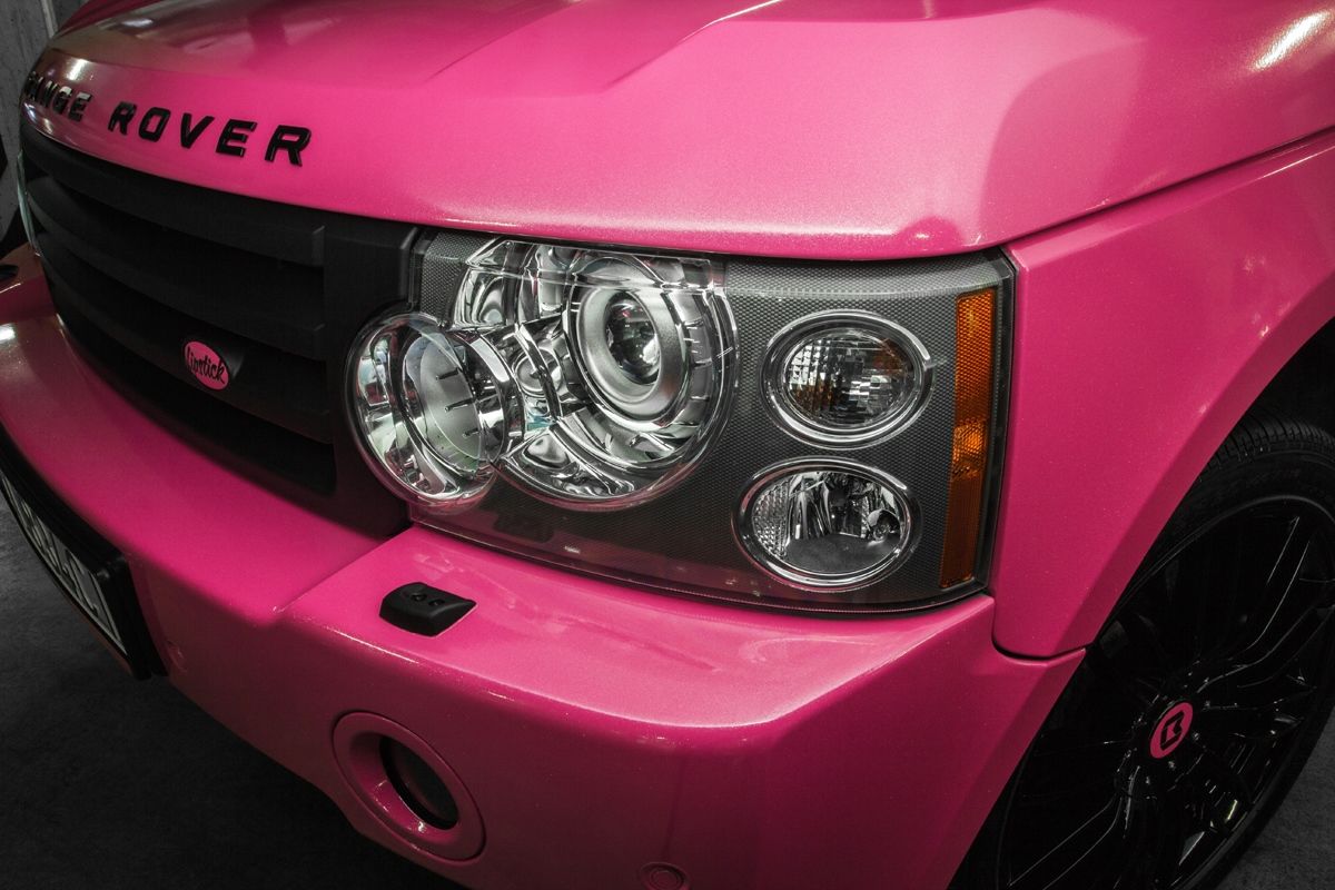 Range-Rover-Vogue-lipstick