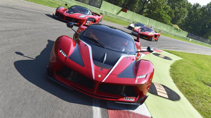 4x Ferrari FXX K v Imole, to je brutálny zvuk na pohľadanie