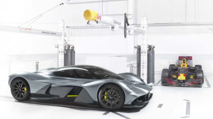 ASTON MARTIN A RED BULL ODHALILI AM-RB 001 - NAJLEPŠÍ HYPERCAR NA SVETE