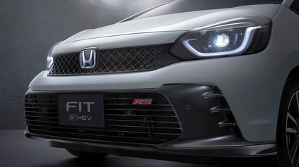 Najmenšia hybridná Honda má za sebou facelift. Novinkou je športová verzia s označením RS