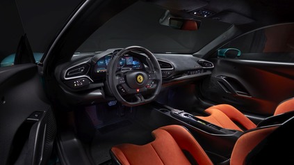TÁTO VÝBAVA VO FERRARI JE SKORO TABU. AUTOMOBILKY SA NA ŇU RADŠEJ UŽ NEPÝTAJTE, UNAVUJE JU TO