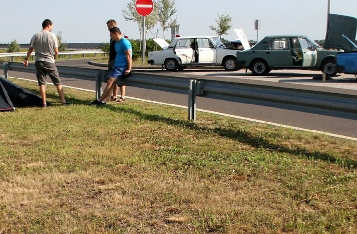 Stanovanie na neobvyklých miestach je súčasťou folklóru roadtripu