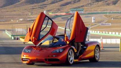 ZABUDNITE NA MOTORY V12. PATRIA DO HISTÓRIE.