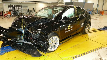 TESLA MODEL Y EURO NCAP: MUSKOV CROSSOVER ZVLÁDOL NÁRAZOVÉ TESTY S MÁLO VÍDANÝM VÝSLEDKOM