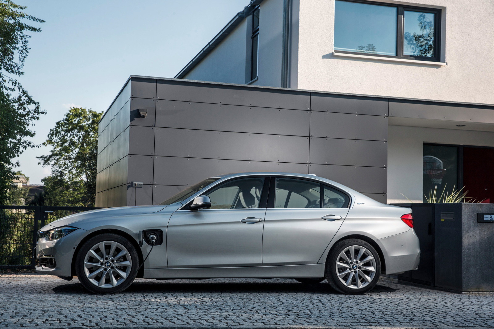 BMW Plug-in hybrid