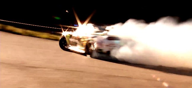 Šialene dobrý drift do vrchu na Toyota Supra