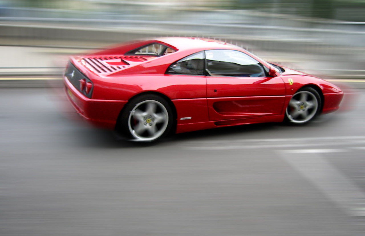 Koľko stojí život s Ferrari F355?