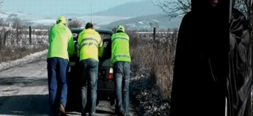 Slovenská paródia na reklamu SORRY od Mercedesu