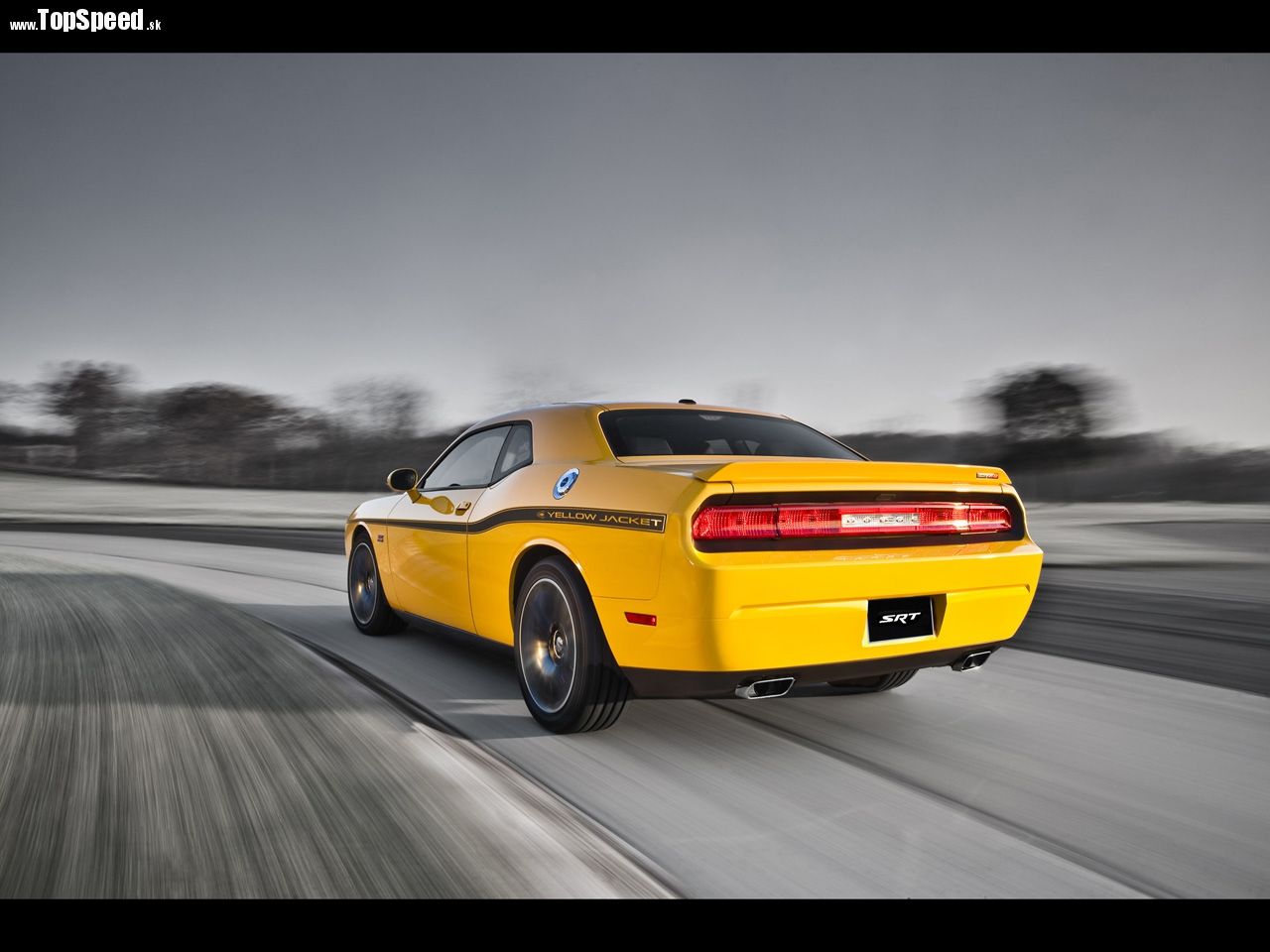 Dodge Challenger SRT8 392 Yellow Jacket