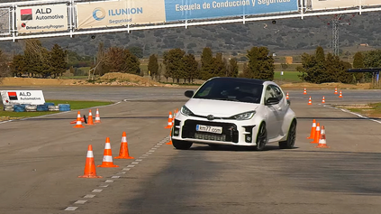 Toyota GR Yaris v losom teste zažiarila. Nechala za sebou aj Mercedes-AMG A45S