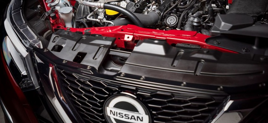 Nissan vraj už nebude vyvíjať spaľovacie motory. Zadné vrátka si ale necháva otvorené