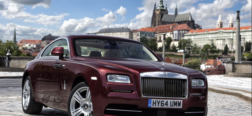 Značka Rolls-Royce otvorila showroom v Prahe