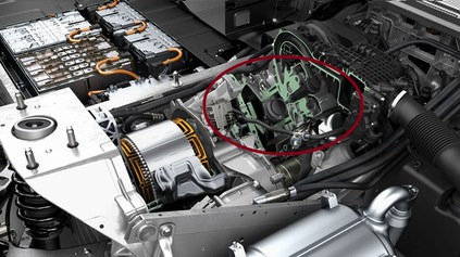 BMW VRÁTI SPAĽOVACIE MOTORY DO ELEKTROMOBILOV! OBÁVA SA NEDÔVERY K ČISTO BATÉRIOVÉMU POHONU