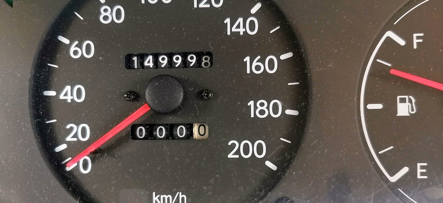 Cena pevná, kilometre dohodou. Slováci stále chcú 13-ročný diesel do 150 tis. km