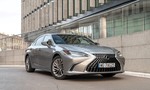 Najlepší prémiový hybrid bez ohľadu na triedu je vraj Lexus ES300h