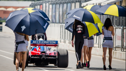 ACCELLERATION NA SLOVAKIARINGU REKORDNE, TAKMER 14 000 ĽUDÍ