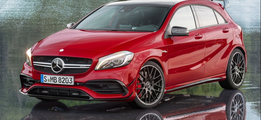 Modernizovaný Mercedes AMG A 45 dáva z dvojlitra 381 koní!