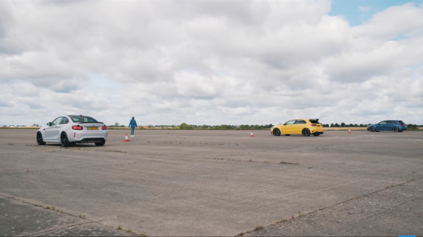 DRAG RACE AUDI RS3 PROTI BMW M2 CS A MERCEDES-AMG A45 S: BUDE TO TESNÉ?